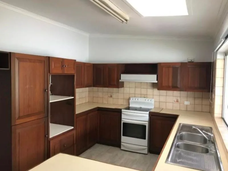 LARGE FOUR BEDROOM AND ONE BATHROOM HOME