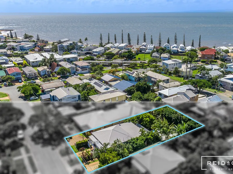 Glamorous Queenslander with the lot!