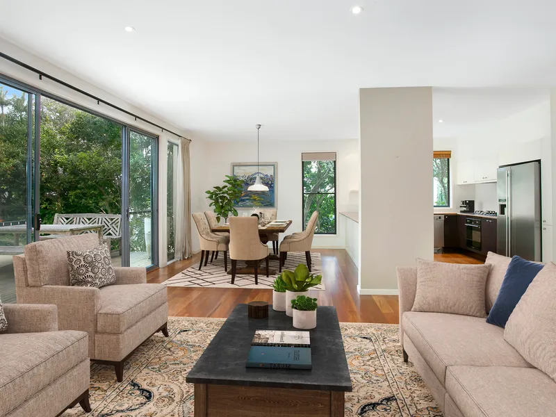 Spacious Family Home with Pool!