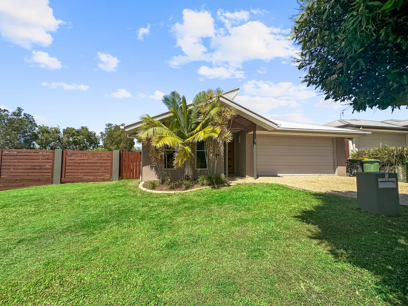 Quality family home with 2 living areas and large fully fenced yard space!