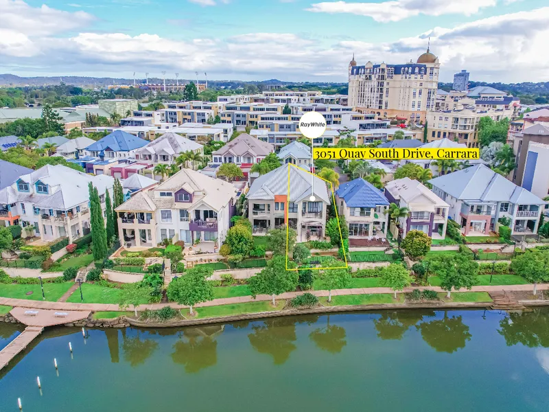 Absolute Waterfront Luxury ... Exclusive Quay South Address