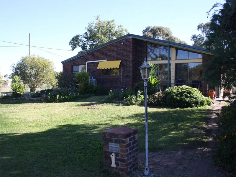 Beautifully Presented Family Home