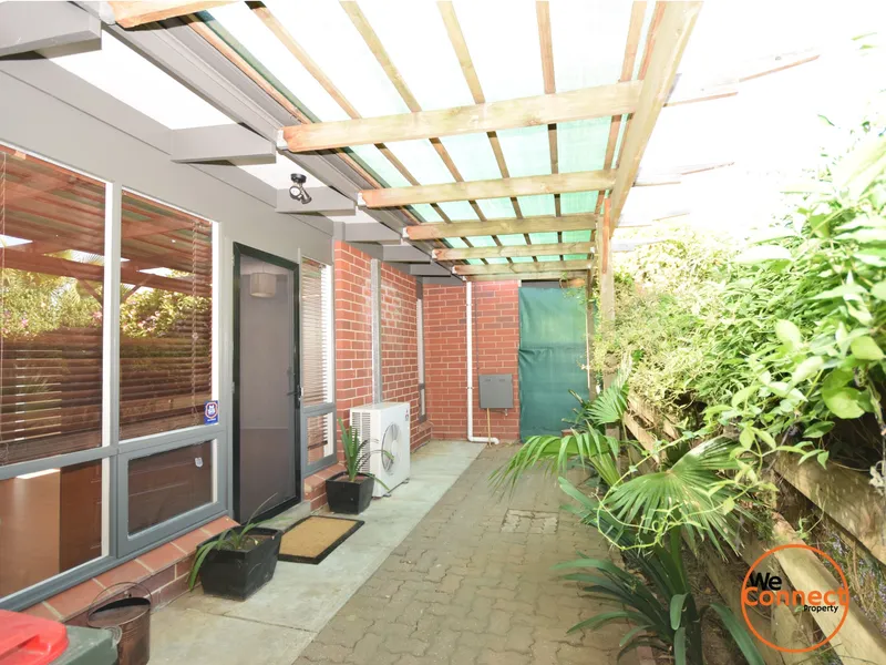 Pet Friendly 2 bedroom unit located in the great suburb Marden