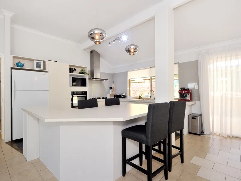 PERFECT PRESENTATION.... PERFECT FAMILY HOME