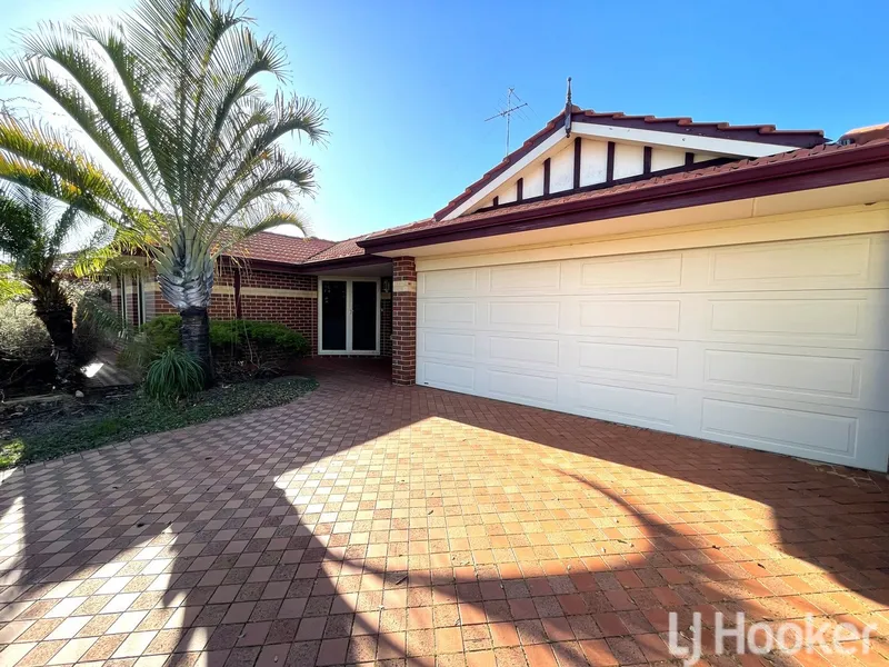 Large Family Home plus Workshop!