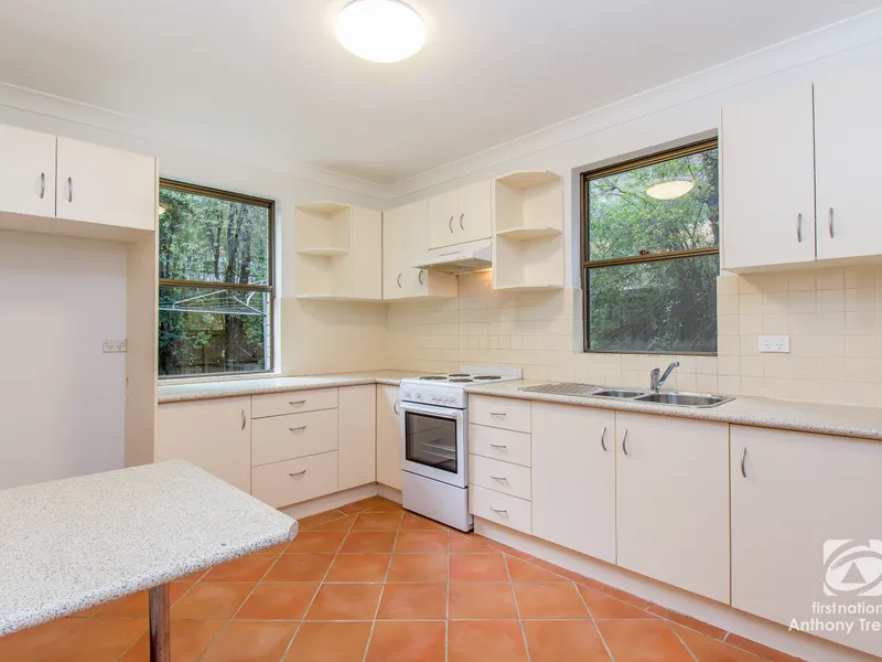 MODERN 2 BEDROOM UNIT WITH AIR CONDITIONING