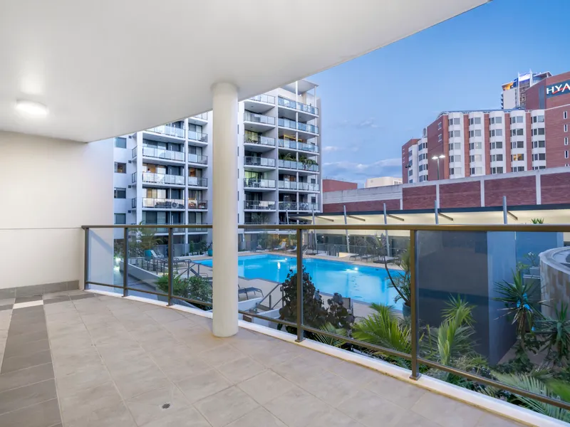 3 BEDROOM 2 BATHROOM 2 CARBAYS AT INFINITY ON ADELAIDE TERRACE!