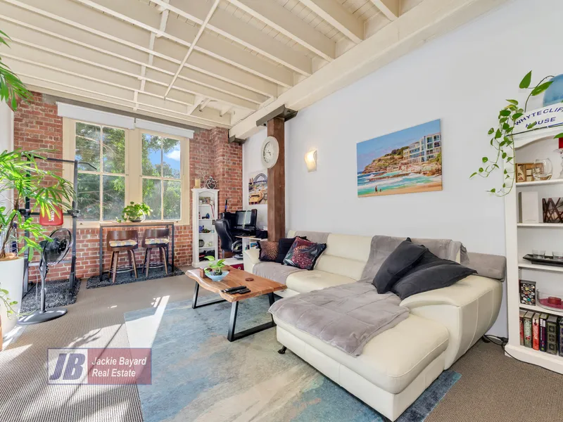 HERITAGE LISTED WOOLSTORE