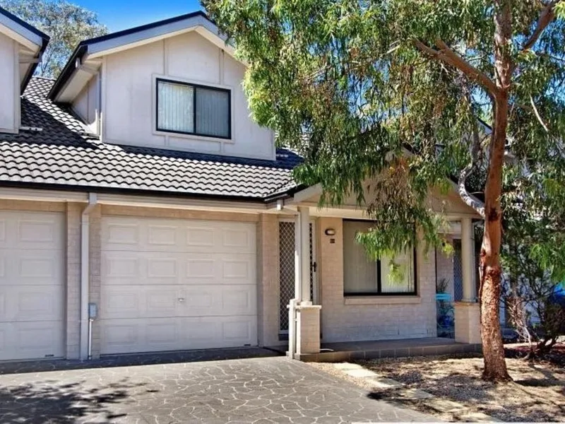 Neat and Tidy 3 Bedroom Town Home