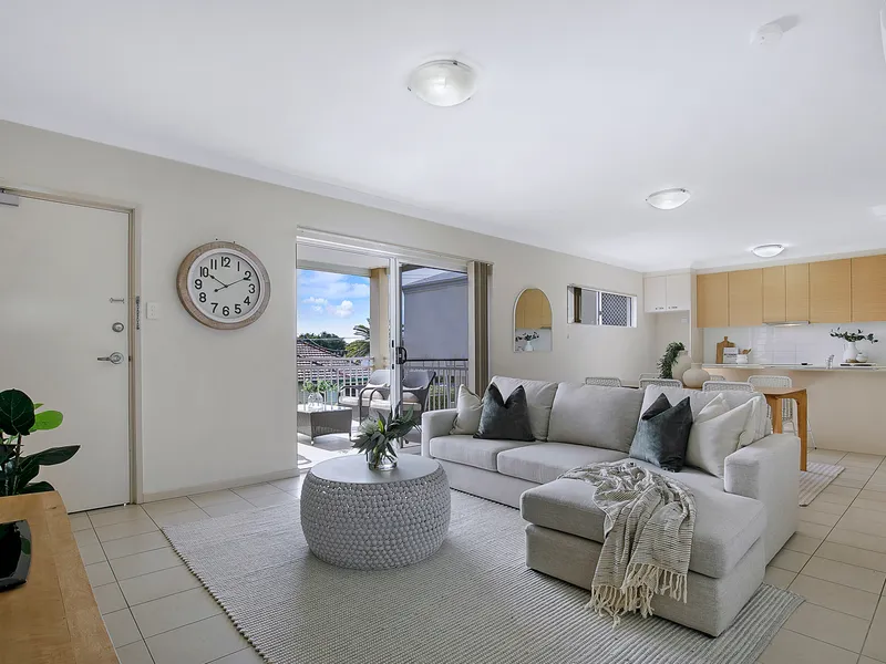 North Facing, Super Spacious & Extremely Well Located Three Bedroom Apartment