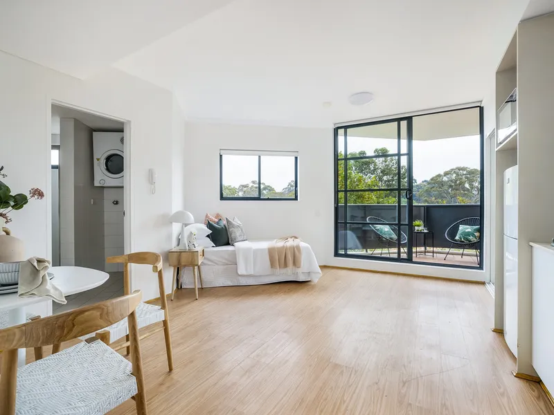 Stylish studio apartment near Sydney Uni