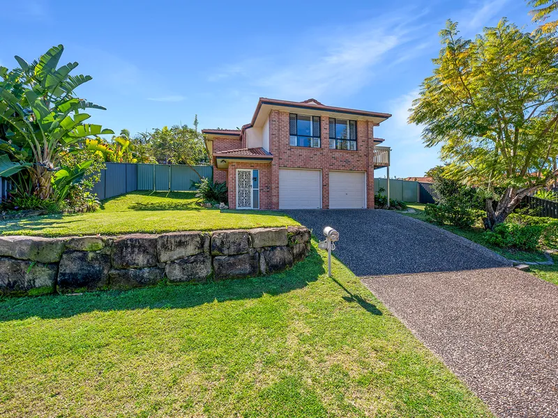 FURNISHED OR UNFURNISHED !