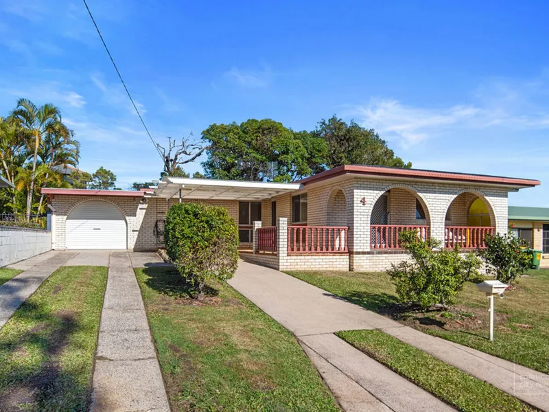 PERFECTLY POSITIONED FAMILY HOME