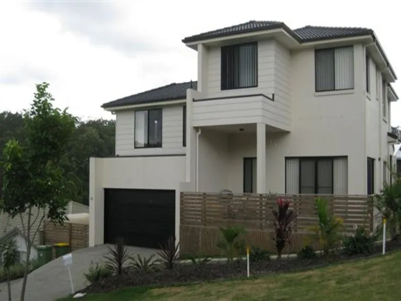 Spacious Duplex!!