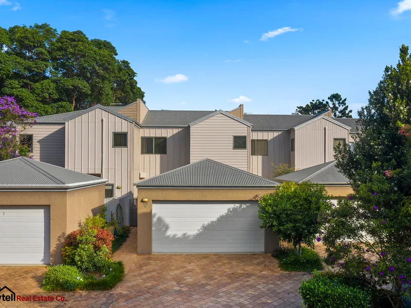 Ocean views and easy walk access to beach.