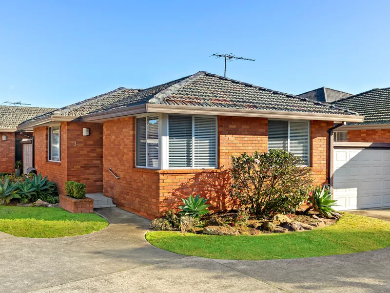 2 Bedroom Villa Prime Location In Small Block