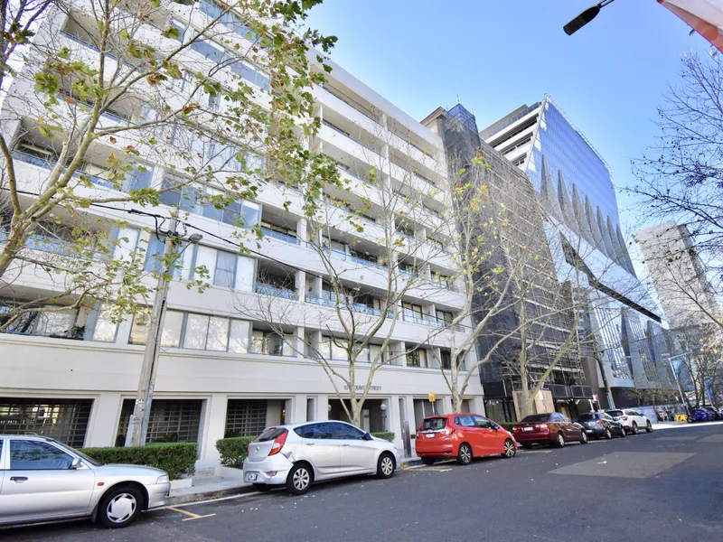 Modern Fully Furnished 1 Bedroom With Security Parking    