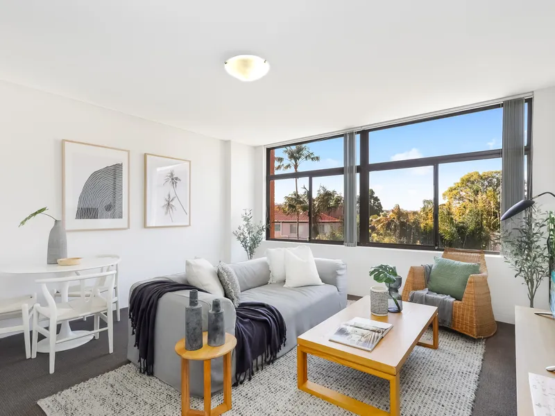 Light filled lifestyle retreat in sought-after location