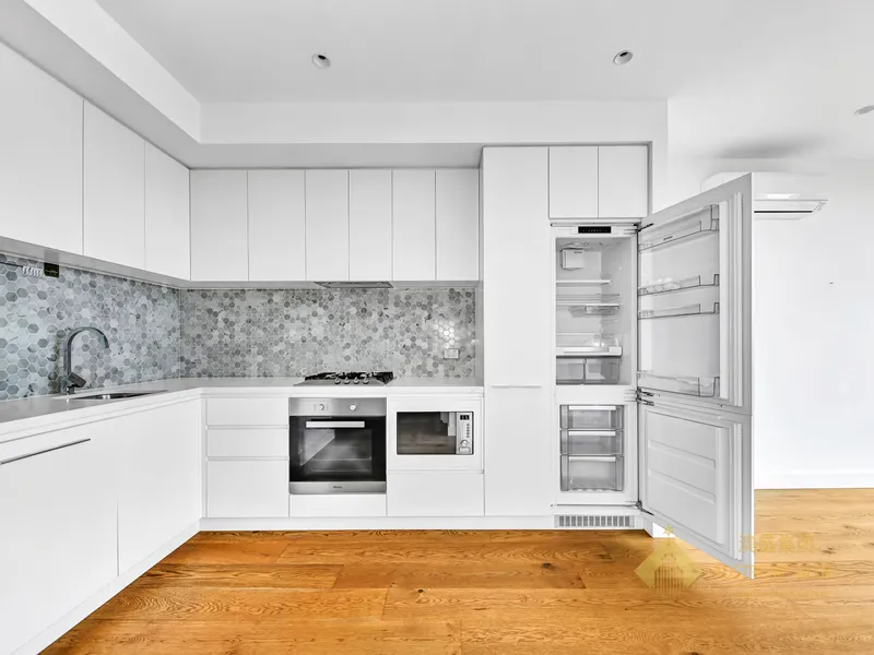 MAGNIFICENT VIEW NEXT TO BOX HILL CENTRAL