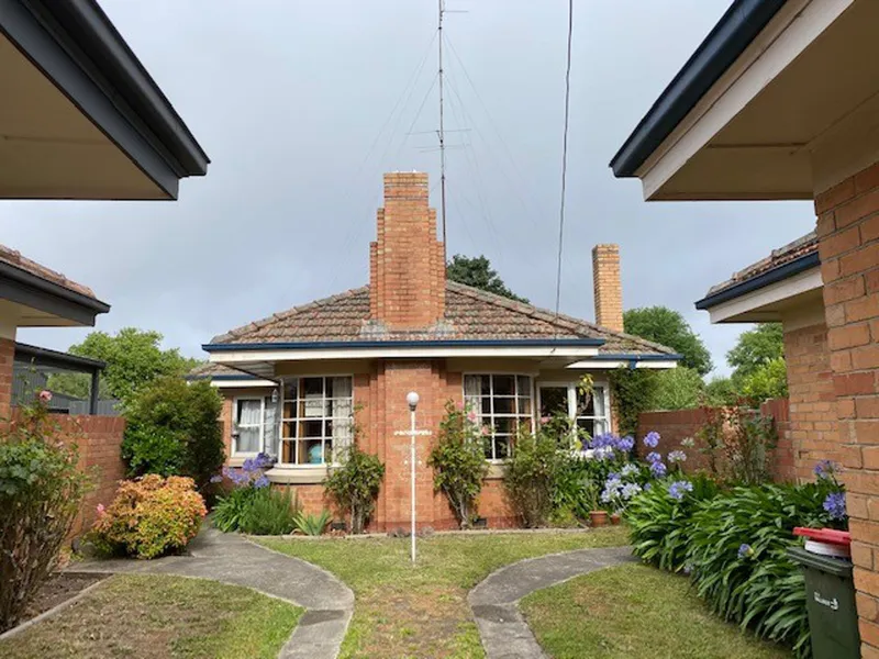 DECO INSPIRED LIVING