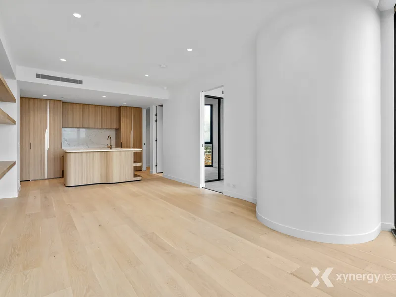 Brand new 2 bed 2 bath plus study Available Now!
