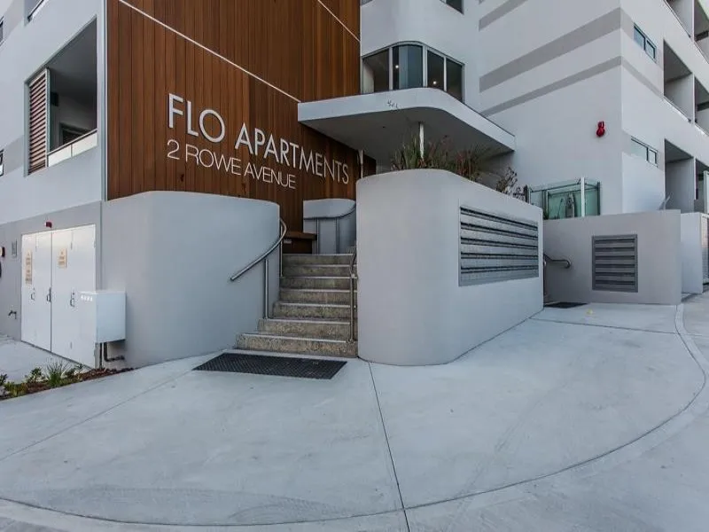 GREAT LOCATION WITH THE CITY AT YOU FINGERTIPS