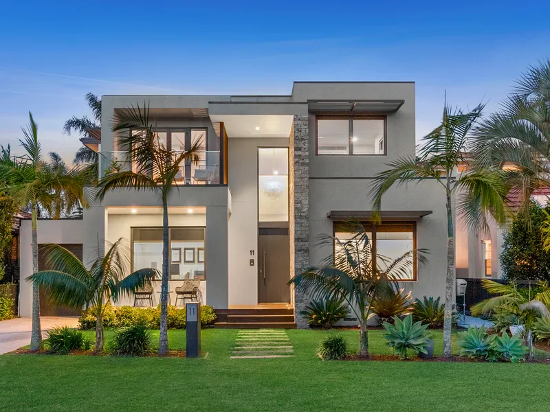 FRESH BENCHMARK IN LUXURY FAMILY LIVING