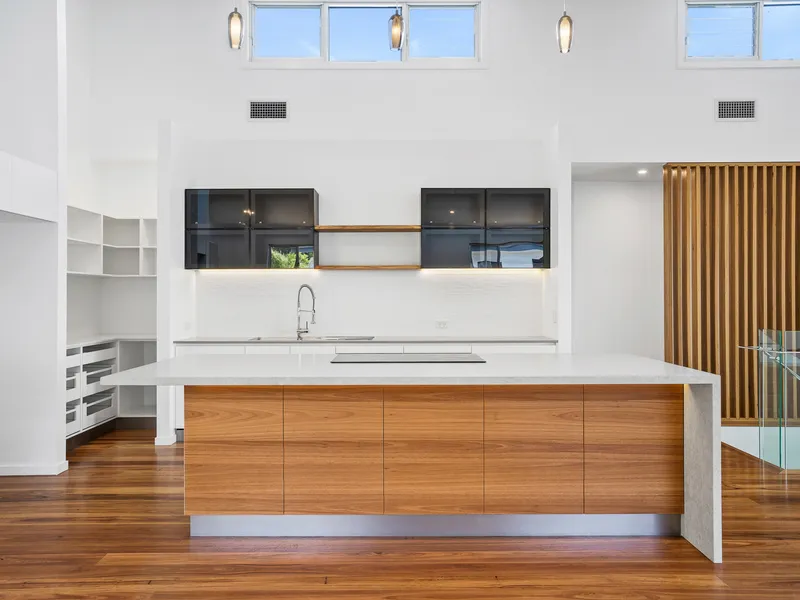 Prime Lennox Architectural Home