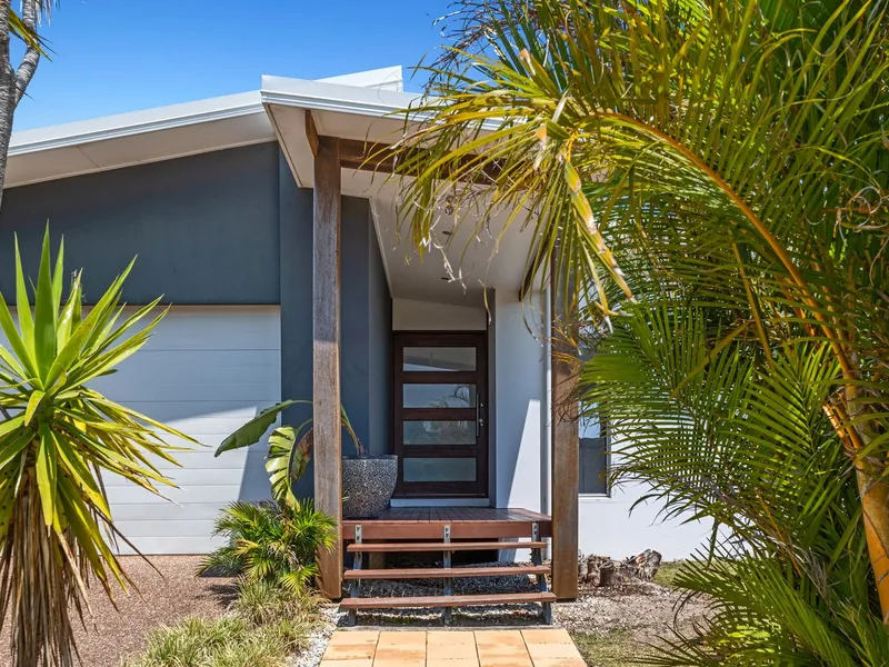 Peaceful Coastal Oasis