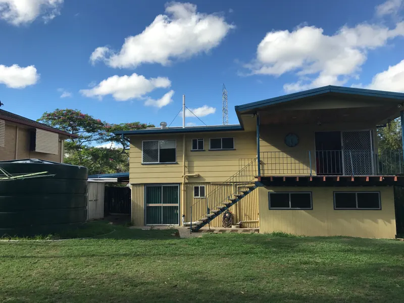 FULLY AIR CONDITIONED 3 BEDROOM HOME IN CAMIRA