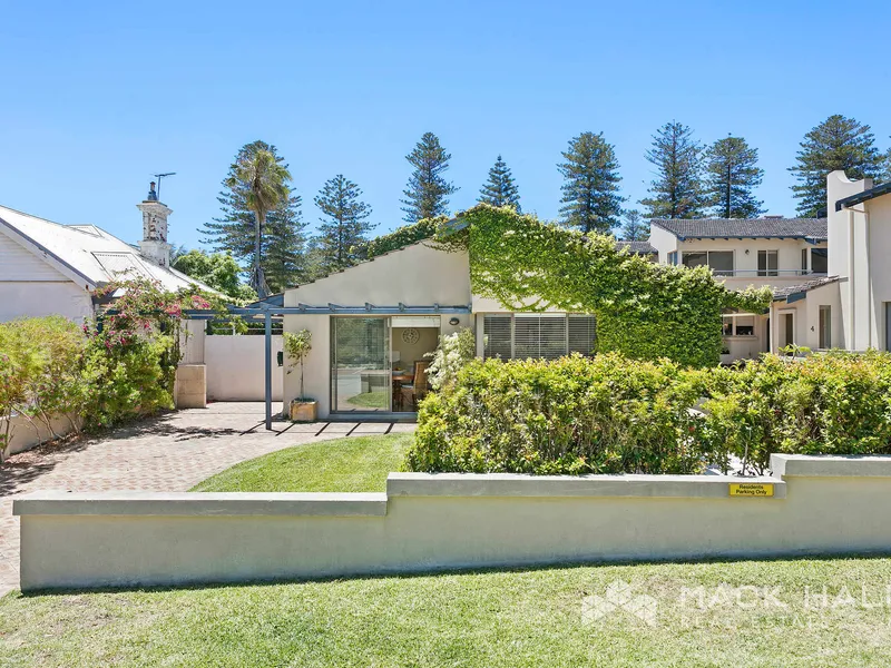 OCEAN VIEW SINGLE LEVEL LIVING