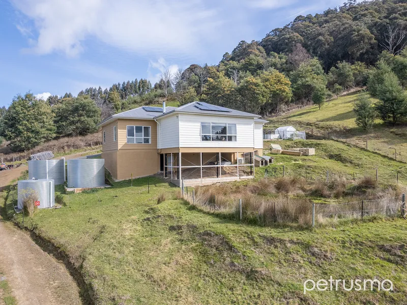 A Lifestyle Property with Unparalleled Views!