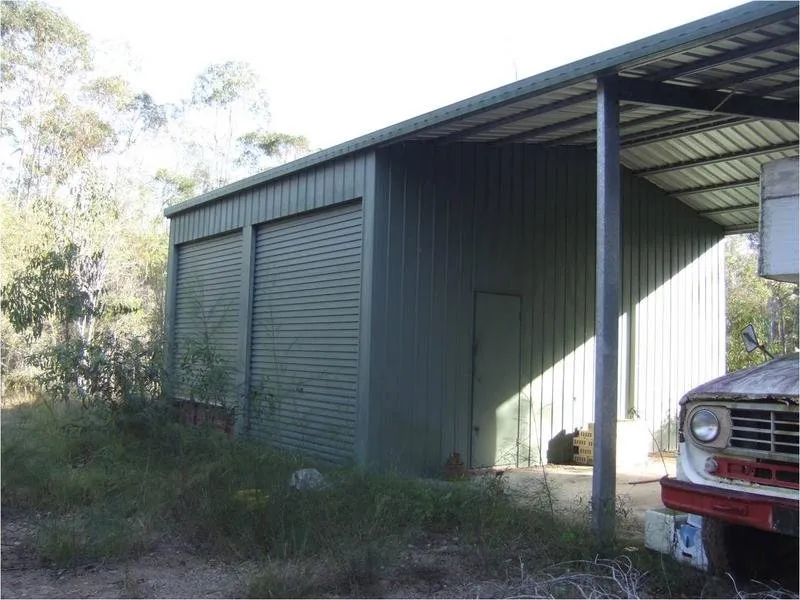 ONE KILOMETER BRUCE HIGHWAY FRONTAGE 2 K'S TO GIN GIN