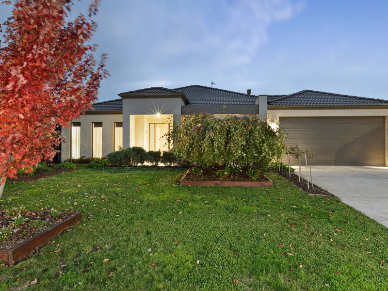 Family entertainer in handy Alfredton location