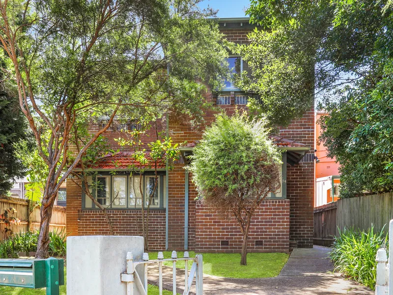 Oversized ground floor apartment with village convenience