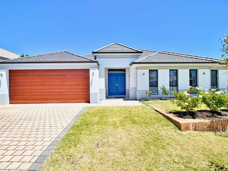 Immaculate Home with Extravagant Living Spaces!