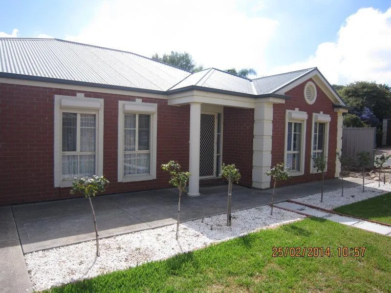 Executive 4 bedroom home in Evanston Park - Private cul de sac