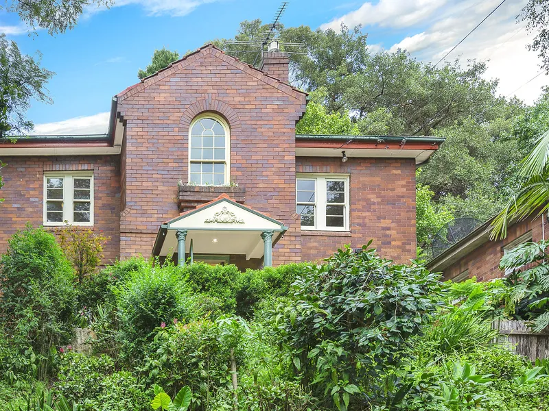 Charming family residence set amid lush gardens