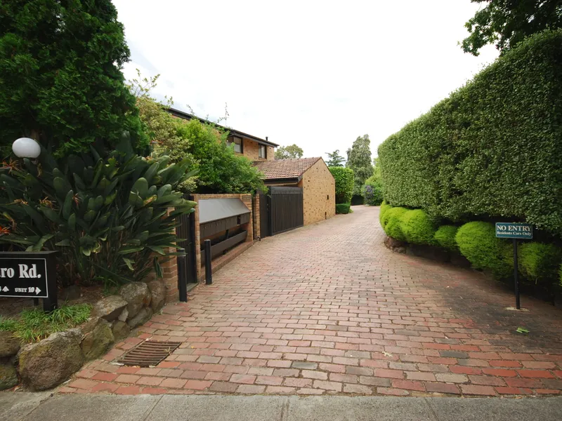 SPACIOUS & PERFECTLY SITUATED