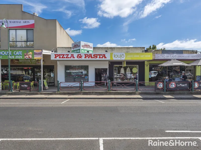AMAZING COMMERCIAL OPPORTUNITY IN THRIVING GISBORNE! - Land size 456m2 approx.