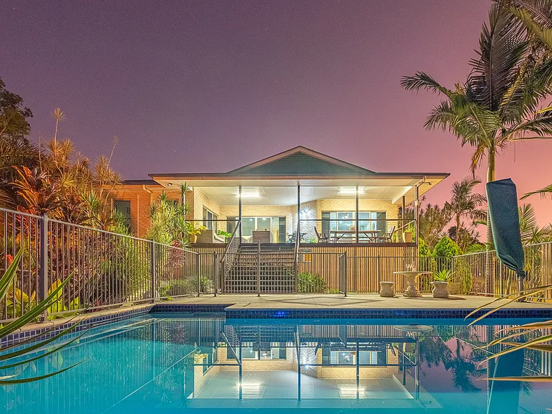 Space and Sophistication in this Stylish Entertainer