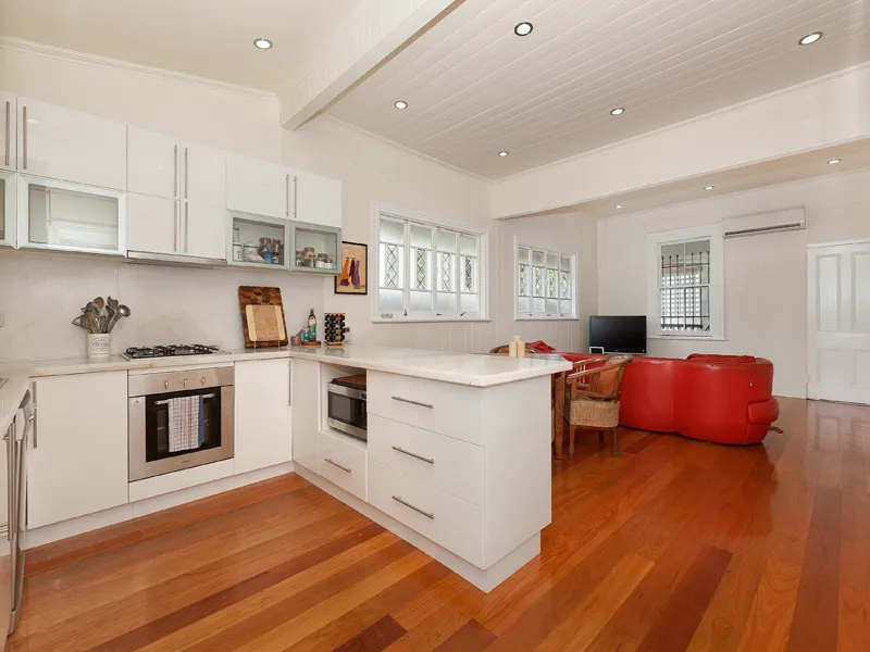 A sweet retreat from the hustle and bustle, but only 10KM from the city.