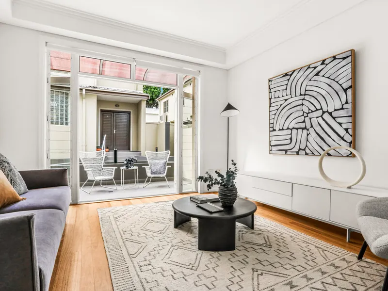 North Facing Full-Brick Townhouse in Sunny Security Complex