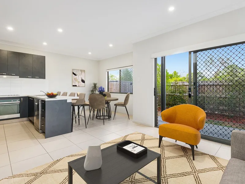 Stunning, Contemporary and in a Convenient Location!