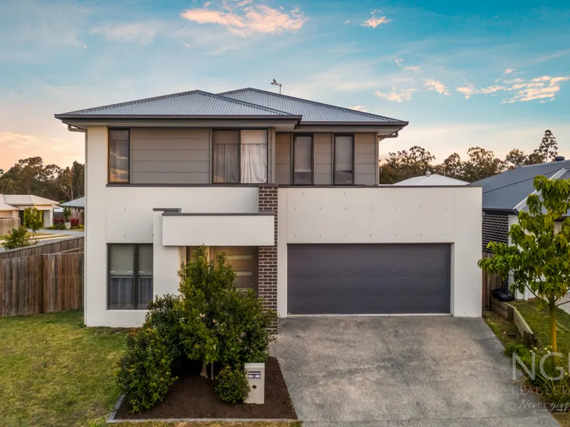 Spacious Family Home on a Large Corner Block!