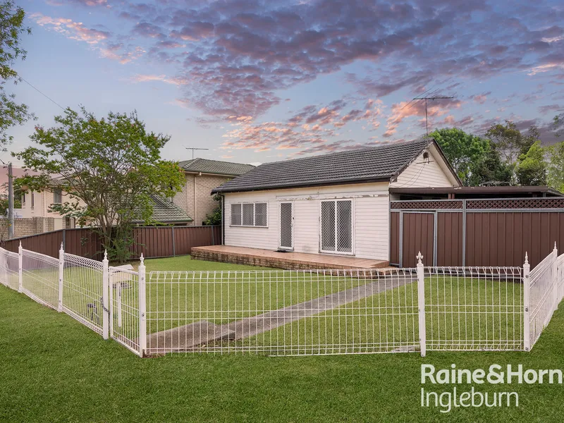 CORNER BLOCK IN EXCELLENT LOCATION || R3 ZONE