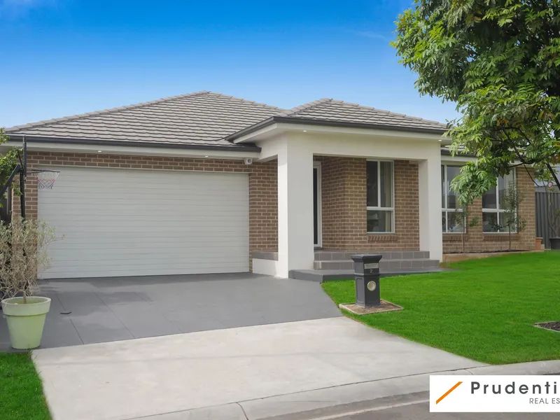 Fantastic Family Haven in Oran Park