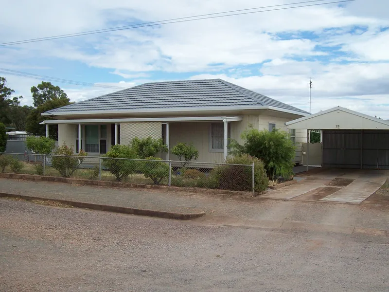 Well cared for and maintained Home