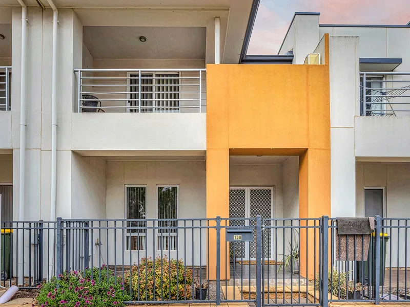 AFFORDABLE LIFESTYLE LIVING!!