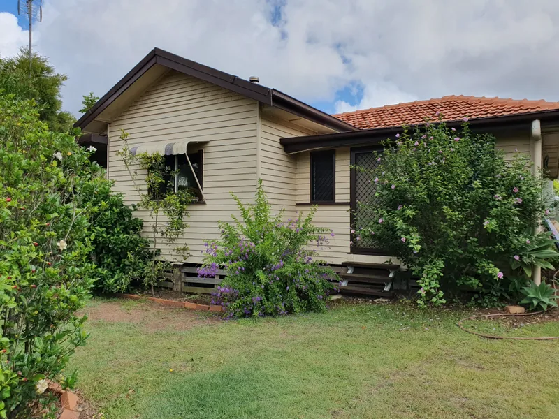 Lovely cottage in the heart of town 